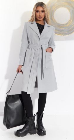 Жіночий верхній одяг