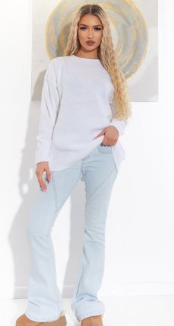 Свободный свитер крупной вязки