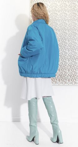 Жіночий верхній одяг