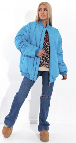 Об'ємний утеплений бомбер