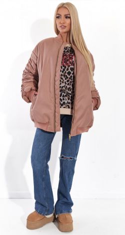 Об'ємний утеплений бомбер