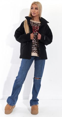 A short cashmere coat