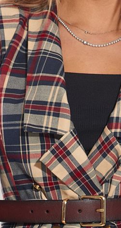 Жіночий піджак у клітку