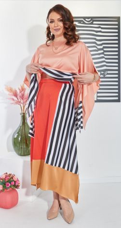 Костюми жіночі