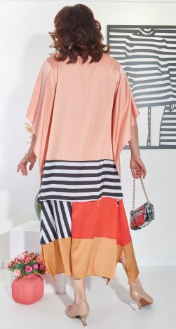 Костюми жіночі