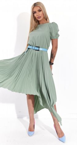 Платье с асимметричной плиссированной юбкой