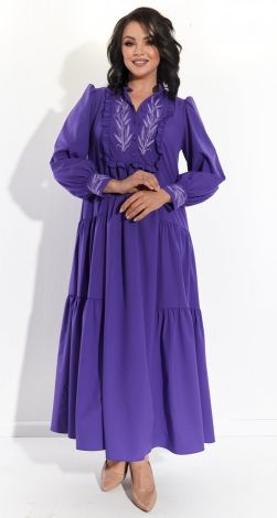 Лёгкое платье А-силуэта с вышивкой