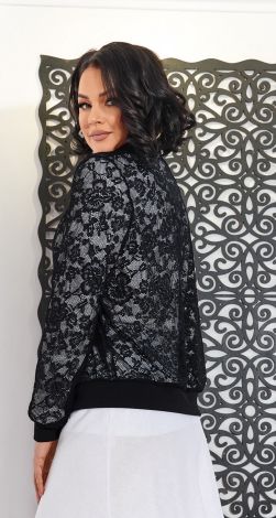 Чорний гіпюровий бомбер