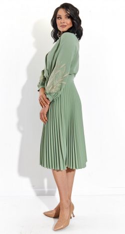 Платья больших размеров