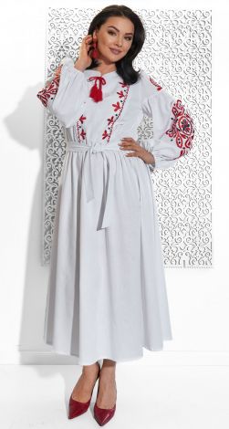 Льняное платье с украинской вышивкой