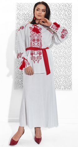 Льняний костюм з українською вишивкою