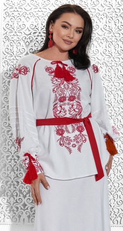 Льняний костюм з українською вишивкою