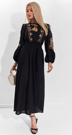 Льняное платье с украинской вышивкой