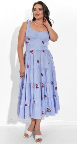 Красивий сарафан с вышивкой