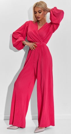 Костюми жіночі