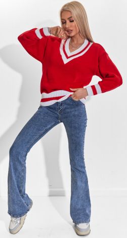 Свитер с отделкой в полоску