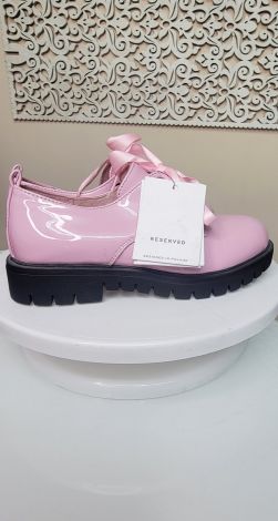 Очаровательные лаковые туфельки