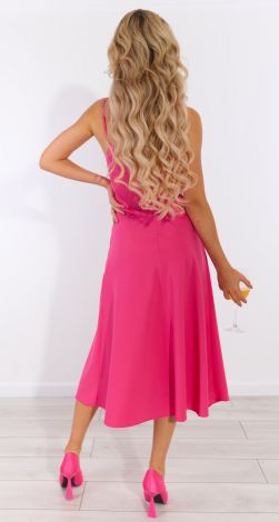 Костюмы женские