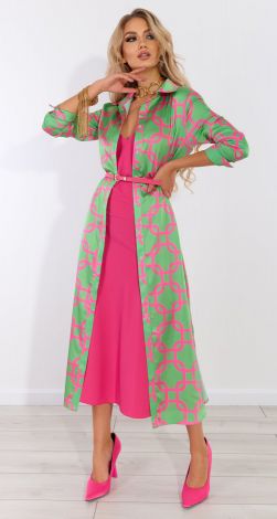 Красивый шелковый костюм