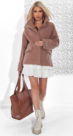 Жіночий верхній одяг