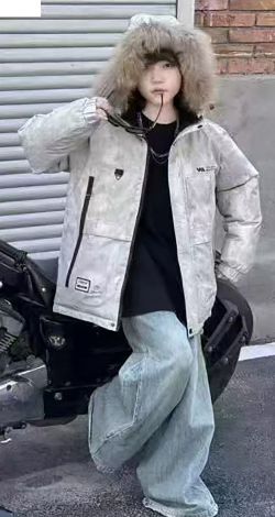 Чёрная куртка парка