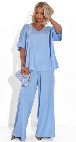 Шовковий костюм