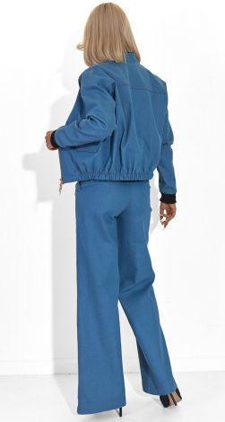 Жіночий верхній одяг