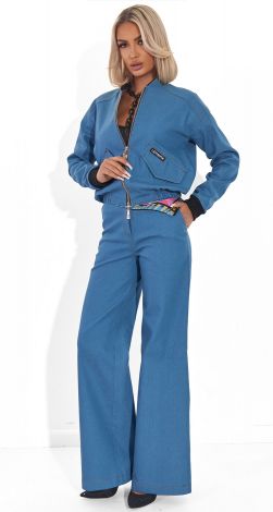 Костюми жіночі