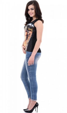 Майка жіноча чорного кольору з принтом без рукавів