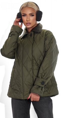 Модная куртка с кожаным воротником