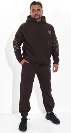 Тёплый костюм с украинской вышивкой