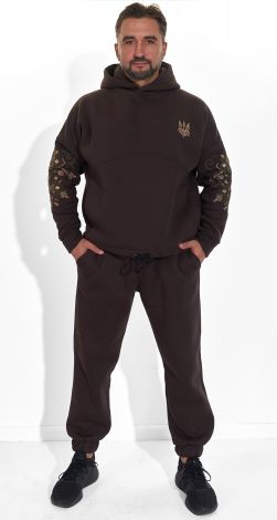 Тёплый костюм с украинской вышивкой