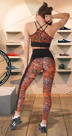 Стильний комплект для йоги та фітнесу