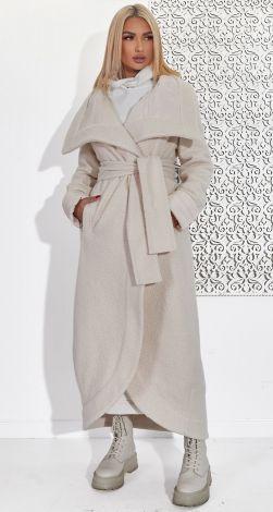 Жіночий верхній одяг