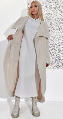 Жіночий верхній одяг