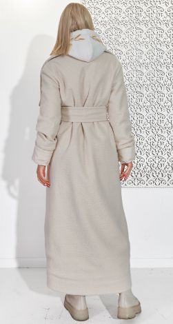 Жіночий верхній одяг