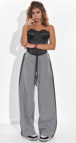 These pants are pure VIBE