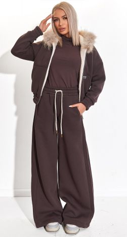 Костюм с натуральным мехом