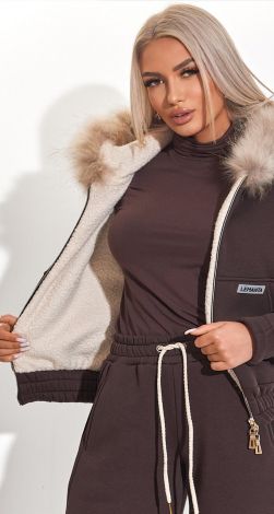 Костюм с натуральным мехом