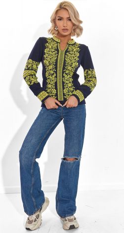 Нарядный свитер вышиванка