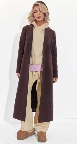 Коричневе пальто
