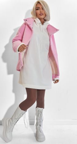 Жіночий верхній одяг