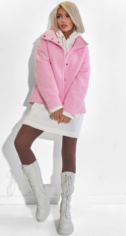 Жіночий верхній одяг