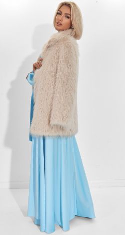 Жіночий верхній одяг