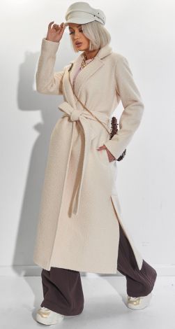 Жіночий верхній одяг