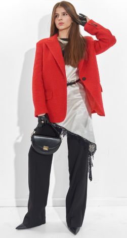 Bouclé Chic: Піджак, в який закохуєшся з першого дотику