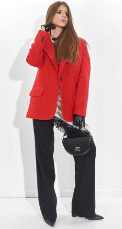 Bouclé Chic: Піджак, в який закохуєшся з першого дотику