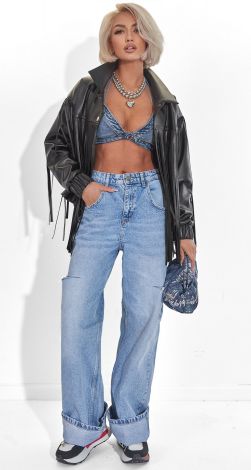 Жіночий верхній одяг