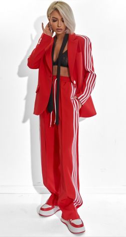 Костюми жіночі