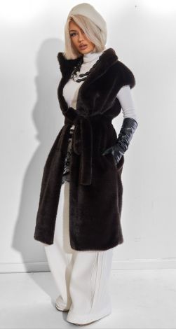 Жіночий верхній одяг